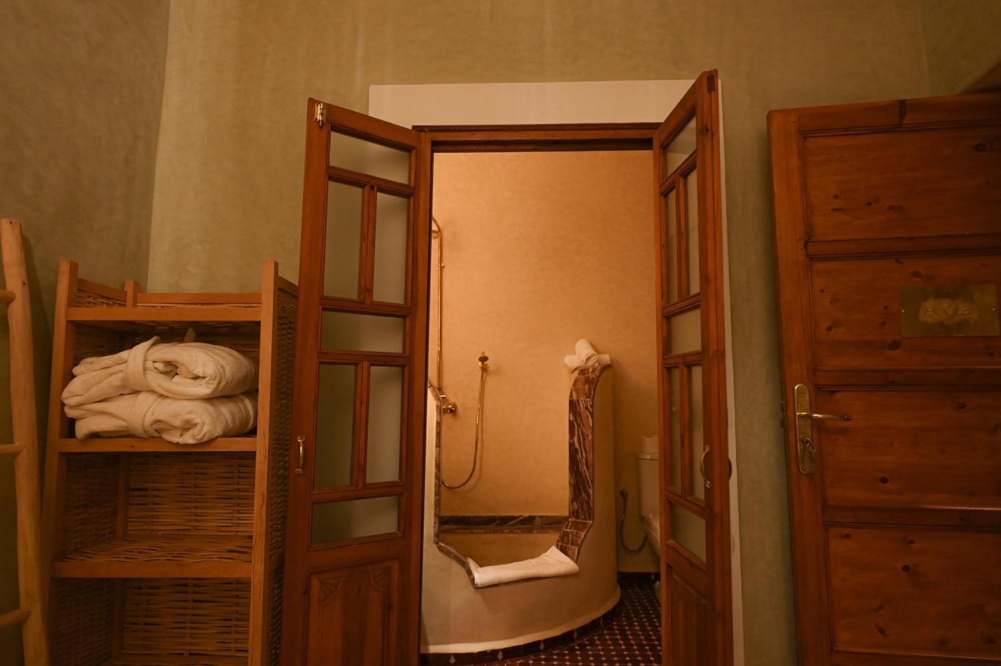 Riad Chez Henriette Marrakesh Eksteriør billede
